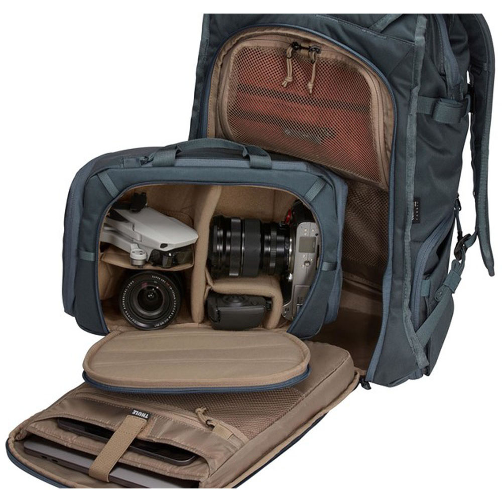 Thule Covert DSLR Backpack 24L