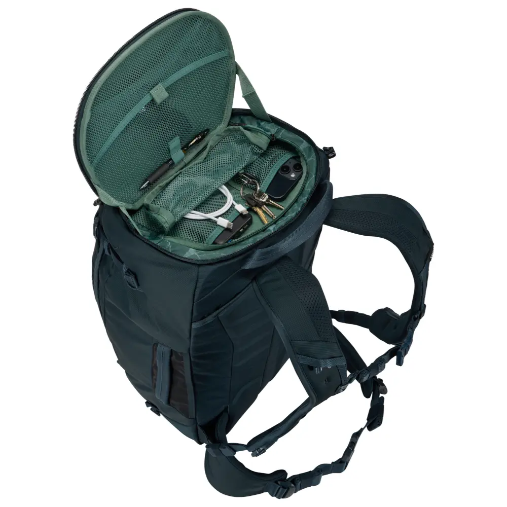 Thule Landmark 60L Travel Pack