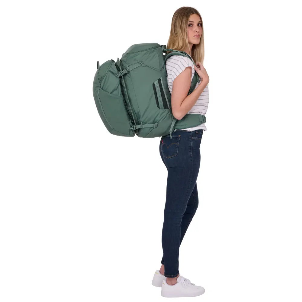 Thule Landmark 60L Women’s travel pack