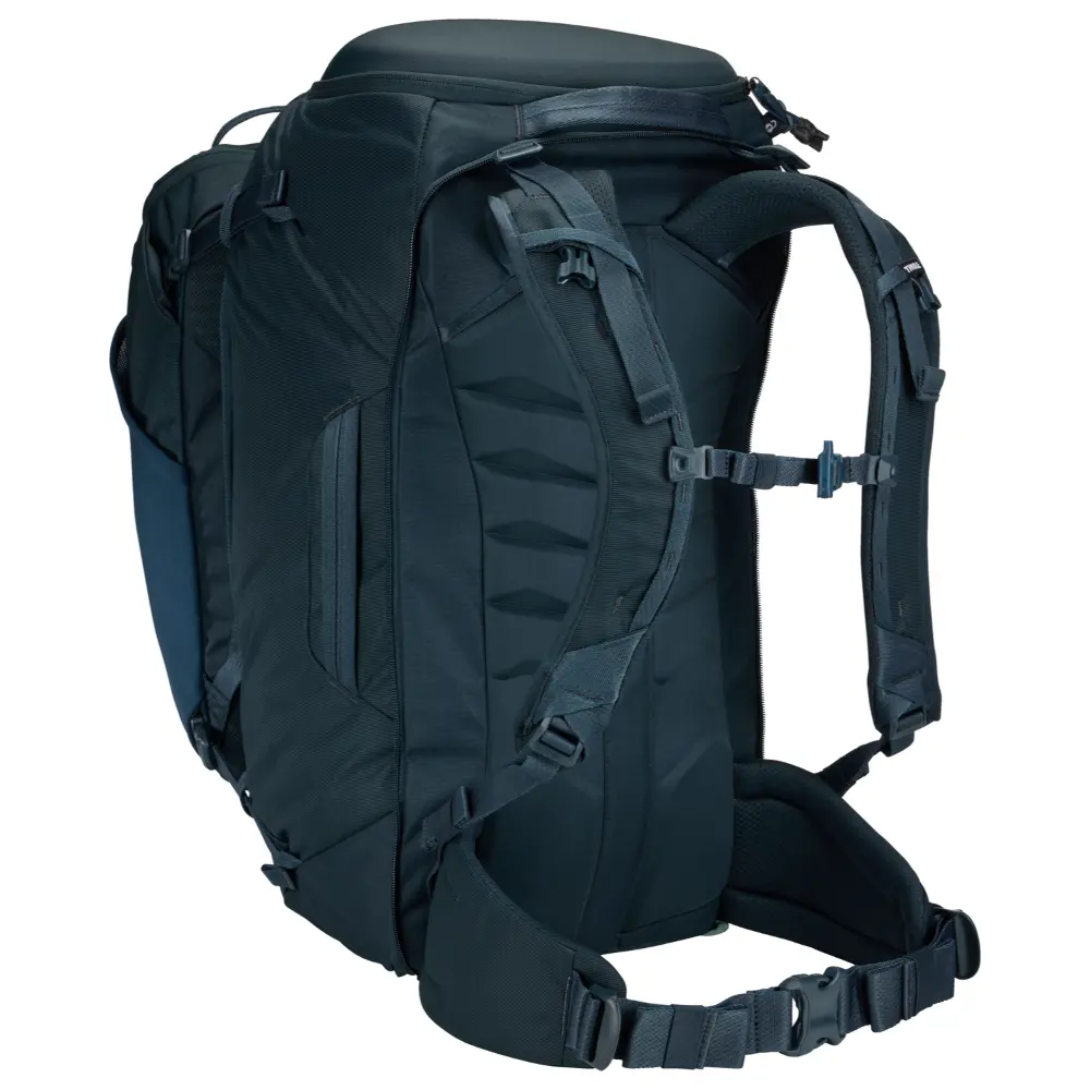 Thule Landmark 70L Travel Pack