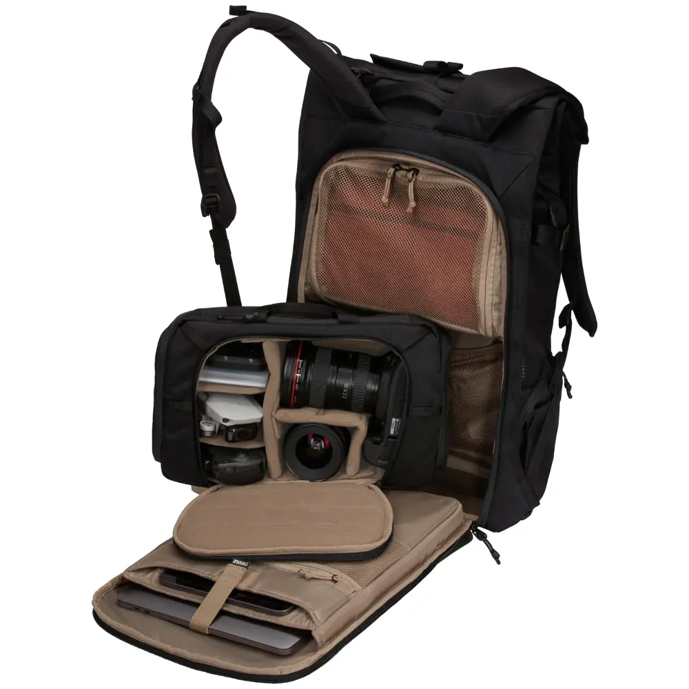 Thule Covert DSLR Backpack 32L