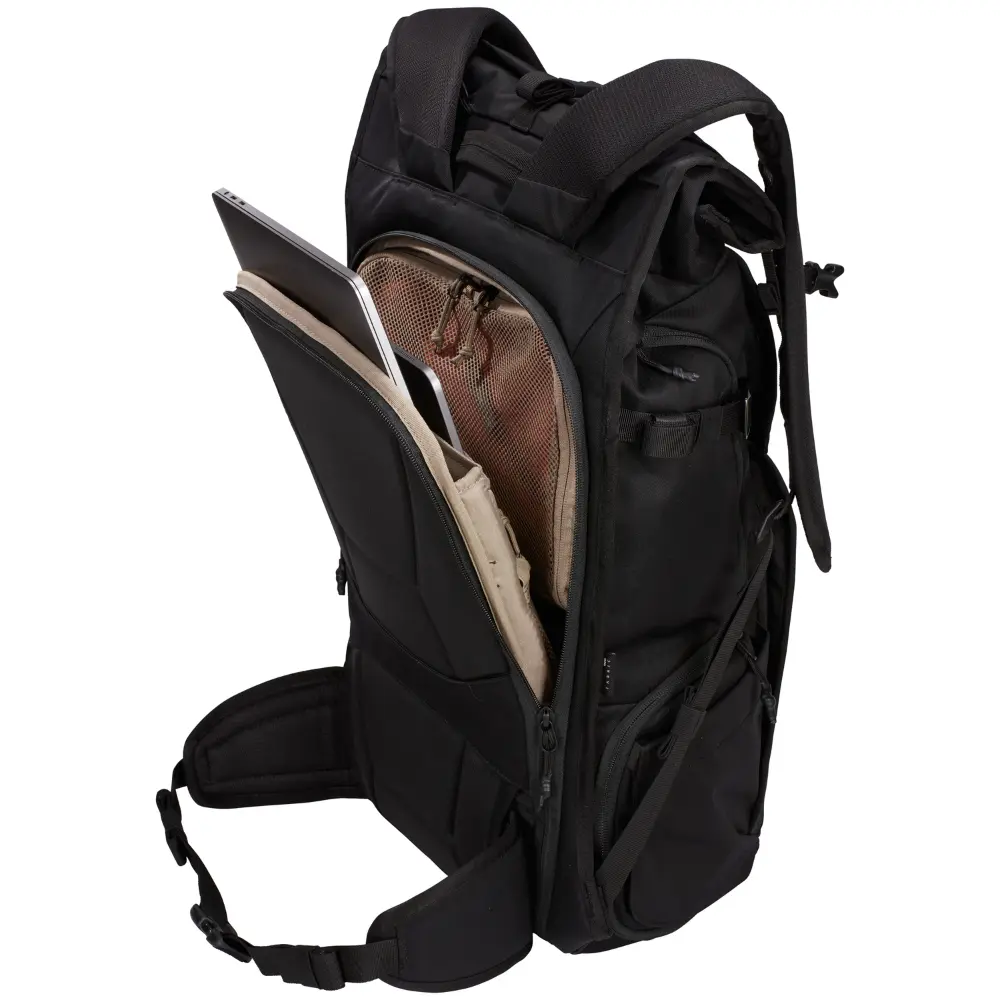 Thule Covert DSLR Backpack 32L