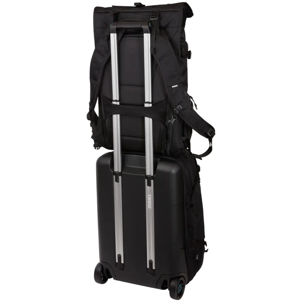 Thule Covert DSLR Backpack 32L