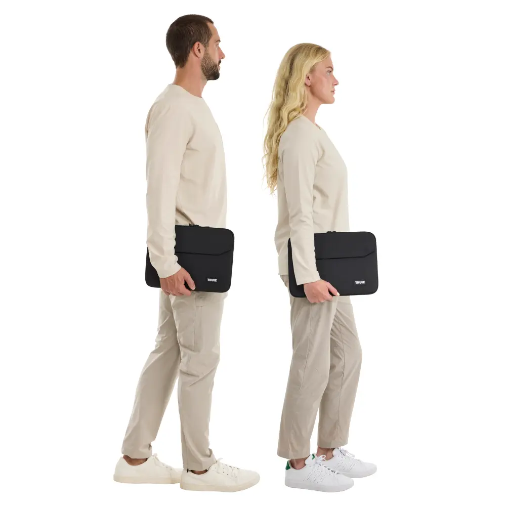 Thule Lithos laptop sleeve MacBook Pro 14’’