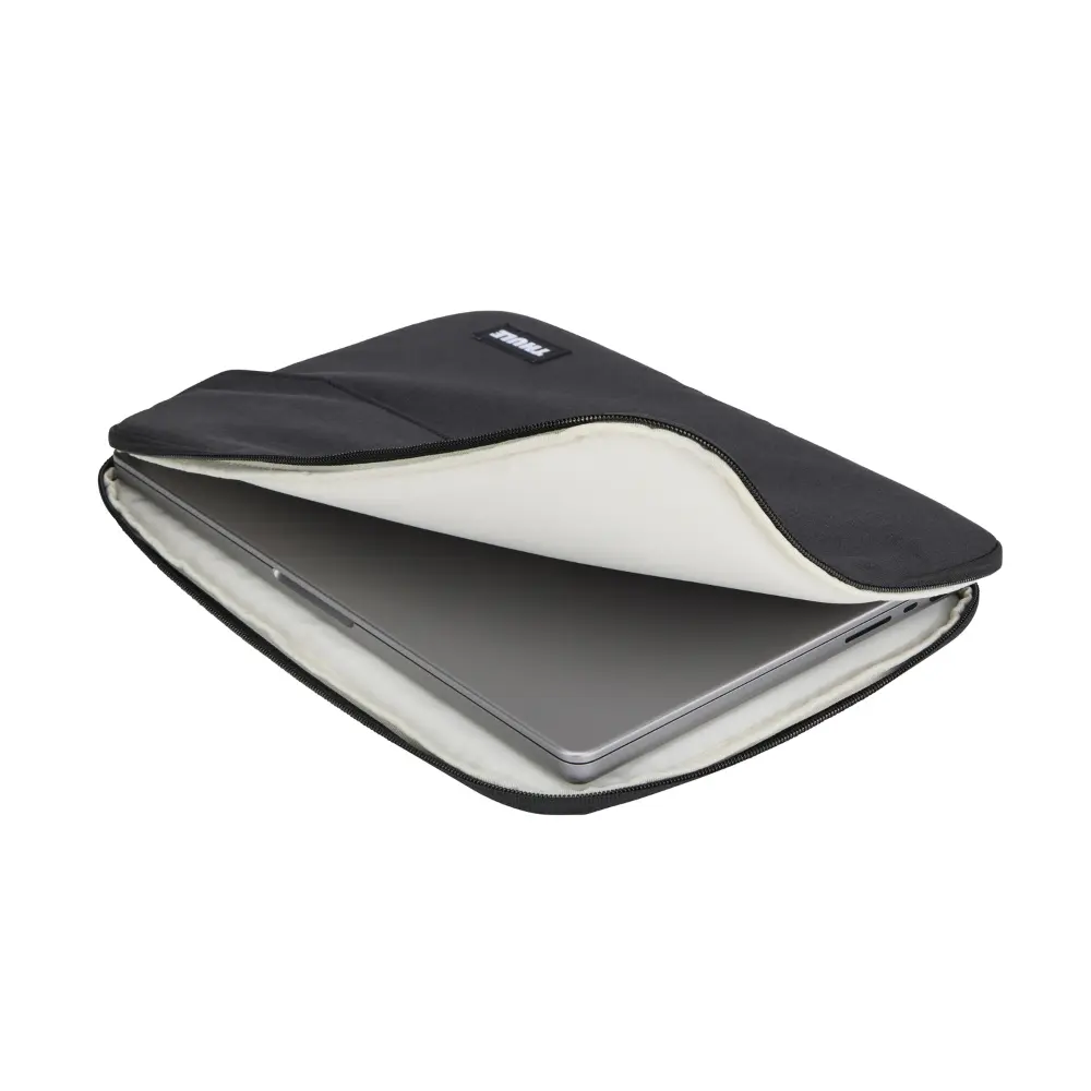 Thule Lithos laptop sleeve MacBook Pro 14’’