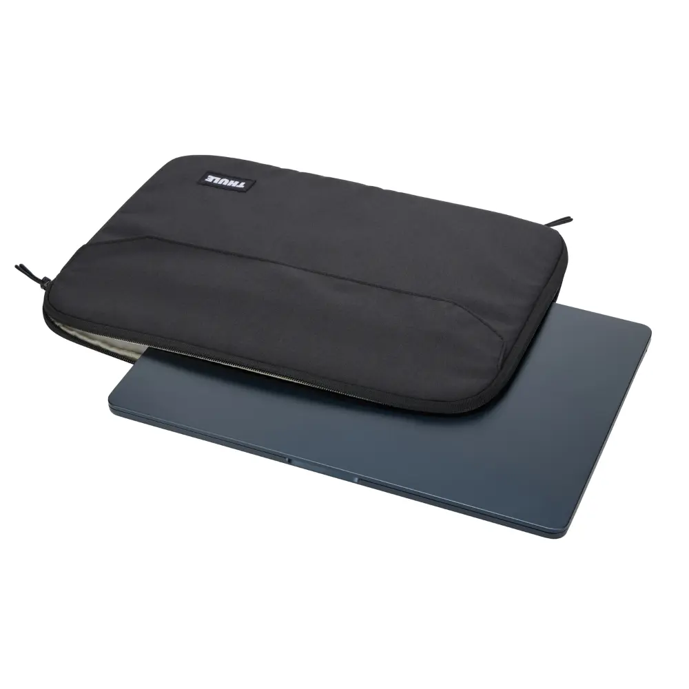 Thule Lithos sleeve MacBook Air 15’’